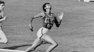 Wilma Rudolph winning the race ()